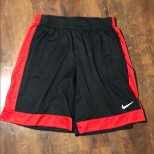 Nike Basketball Shorts XL